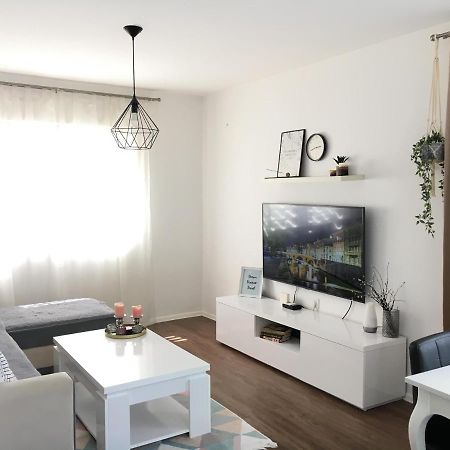 Cozy And Charming Apt. Sarajevo Apartamento Exterior foto